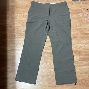 Women’s L.L. Bean hiking pants